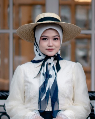WANITA WANITA